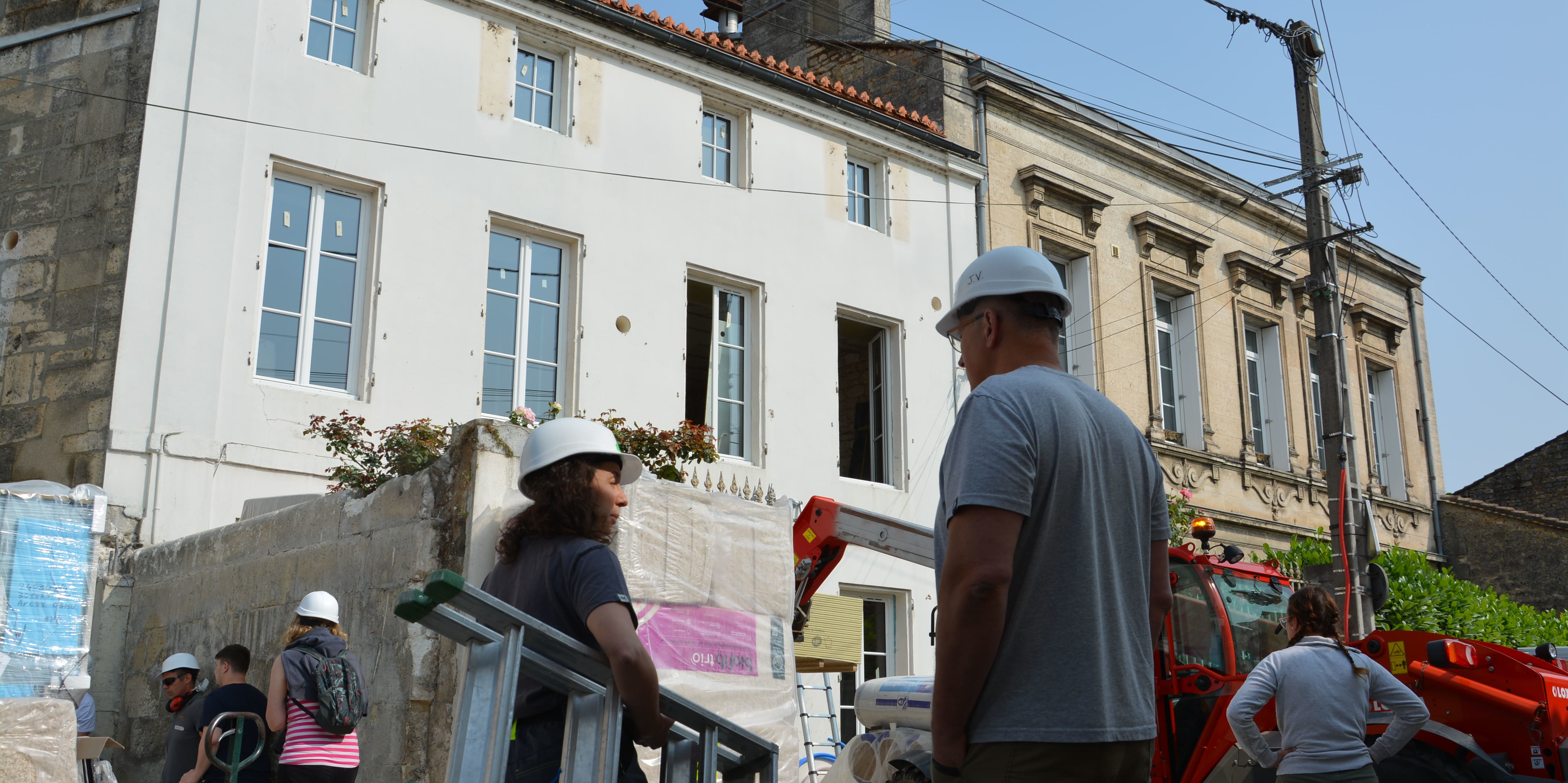 « On change les règles du chantier » : une foncière citoyenne rénove des passoires thermiques en cinq jours