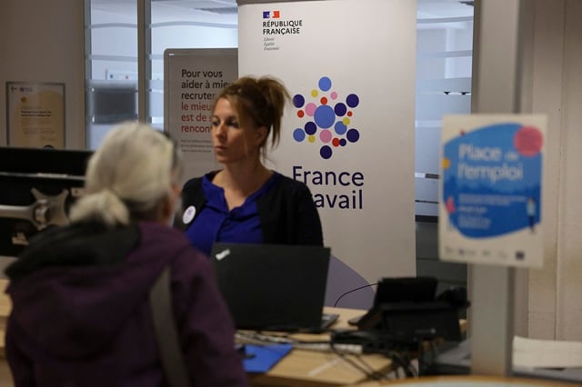 Déficit en hausse et recettes en berne : l'Unedic dénonce la ponction de l'État