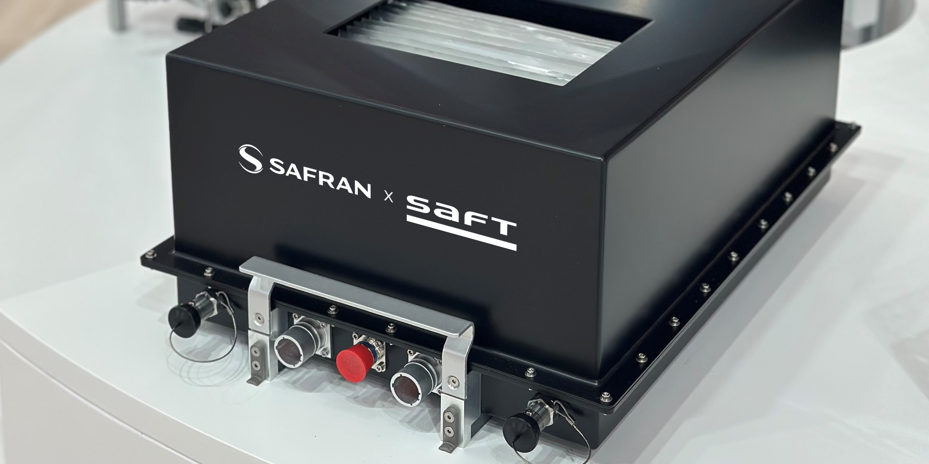 Aéronautique : Safran et Saft font front commun pour les batteries de l'aviation électrique