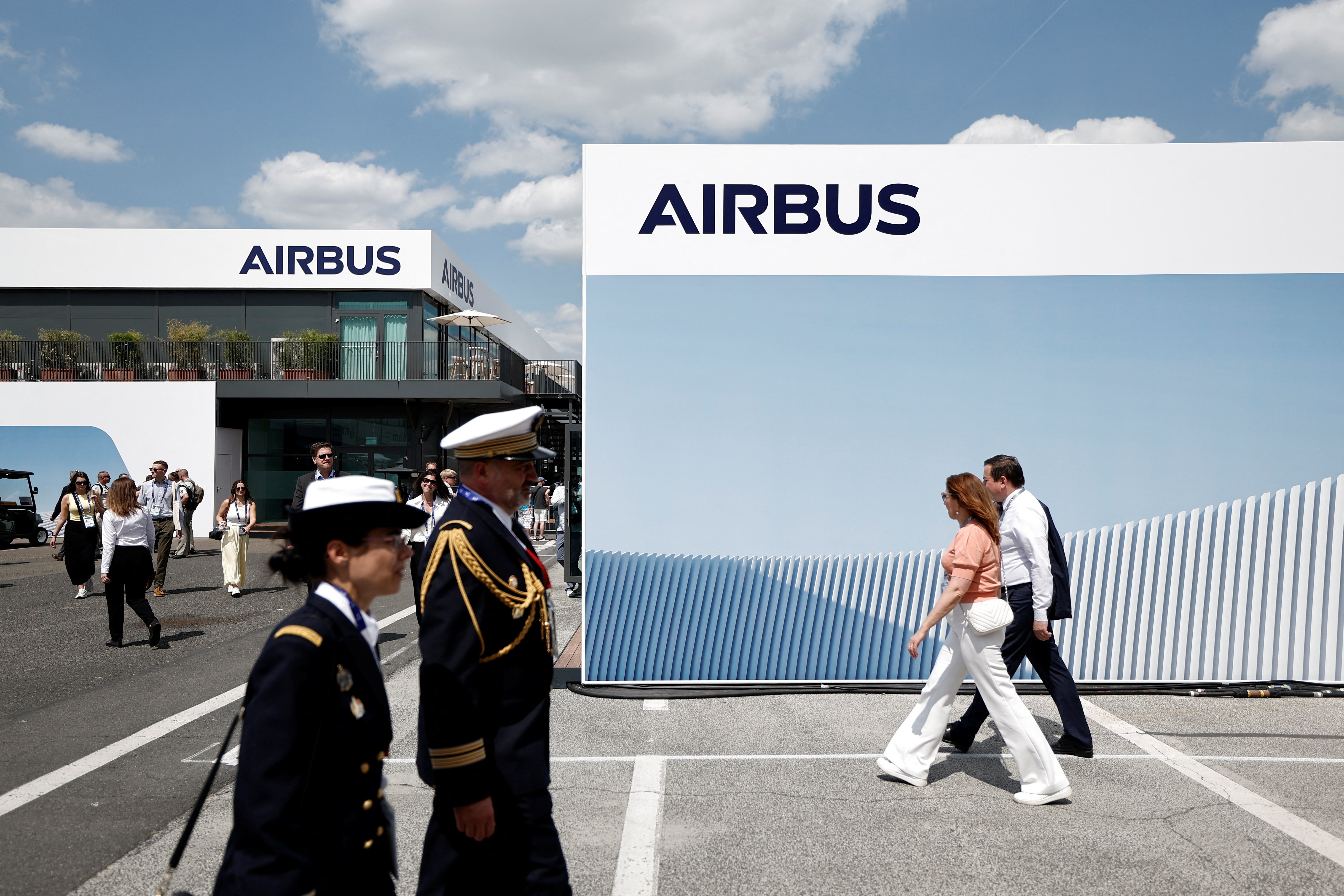 4 EN DIRECT. Salon du Bourget : Airbus va augmenter ses dividendes