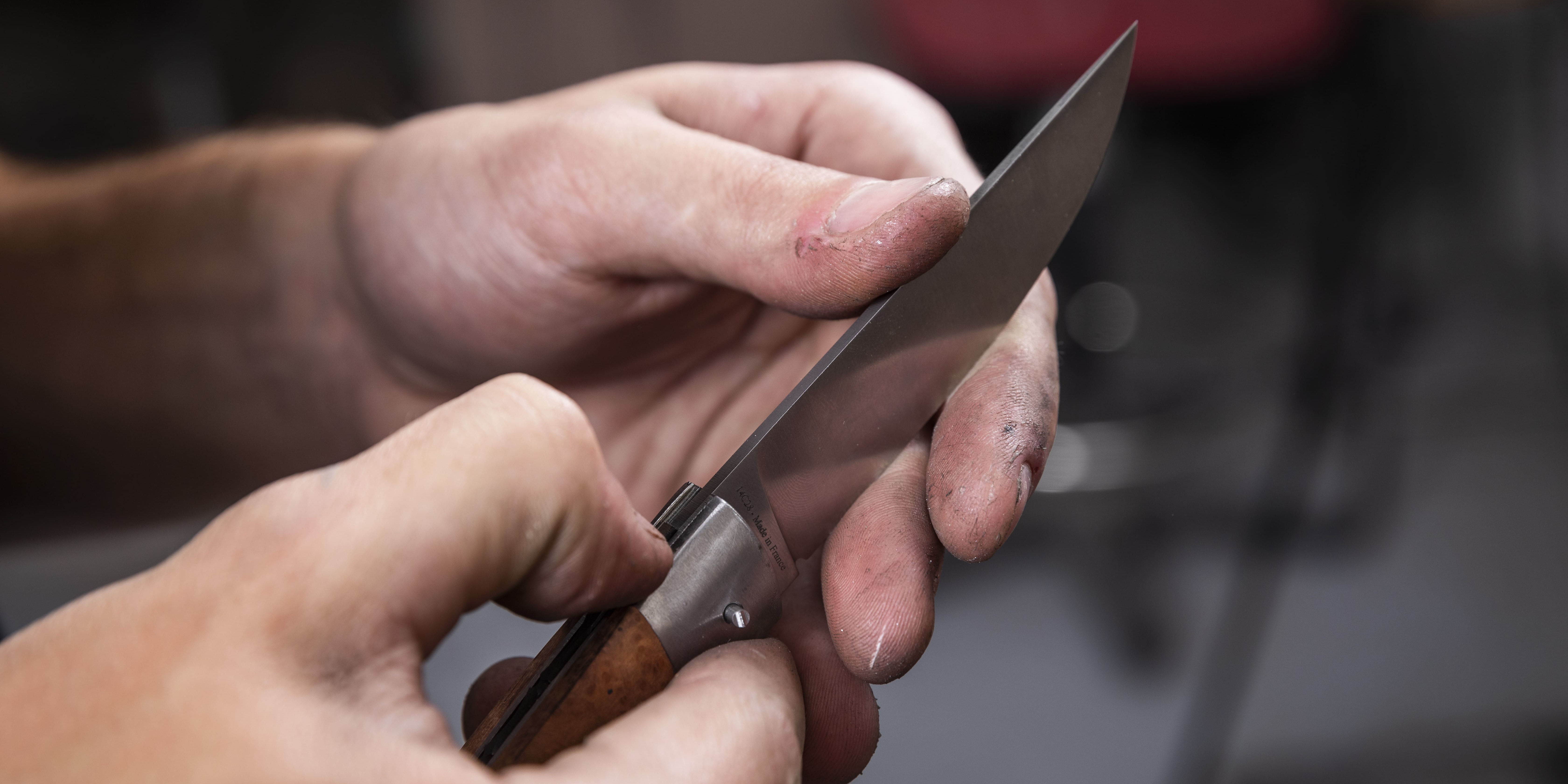 Interdiction de la vente des couteaux aux mineurs : les fabricants veulent éviter la « stigmatisation »