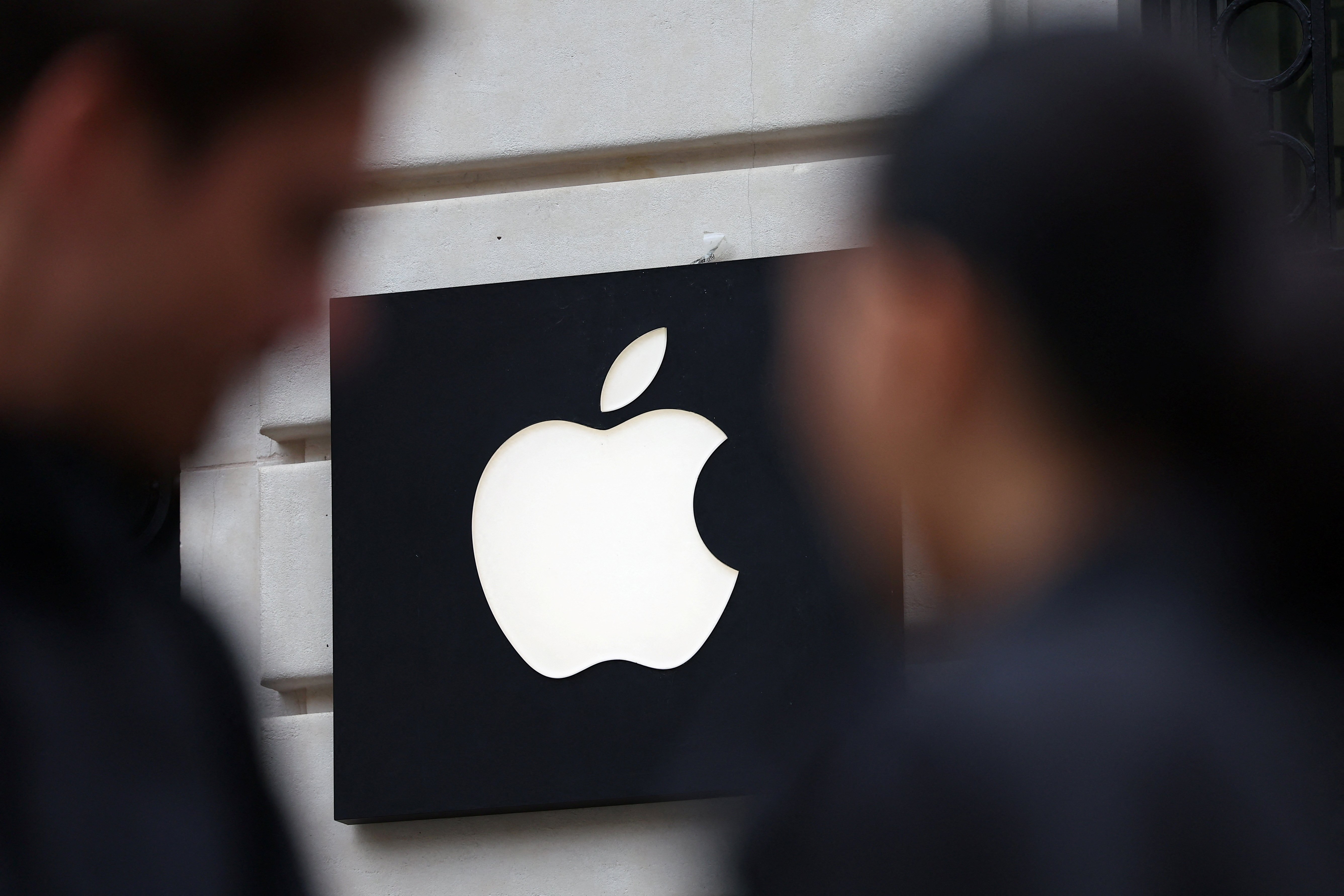 Droits de douane : la facture de plus d'un milliard de dollars d'Apple