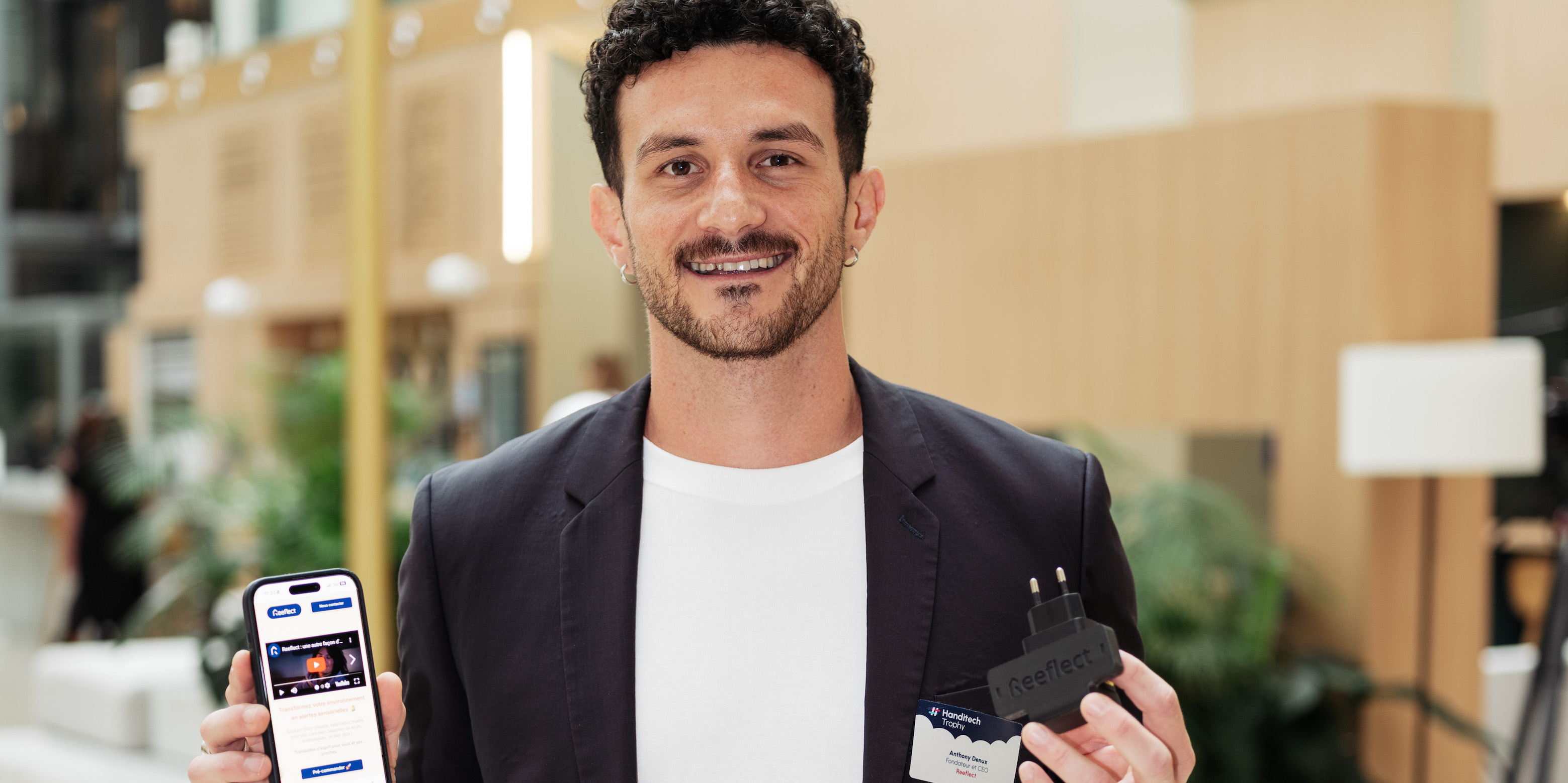 La start-up Reeflect veut permettre aux sourds « d'entendre avec les yeux »