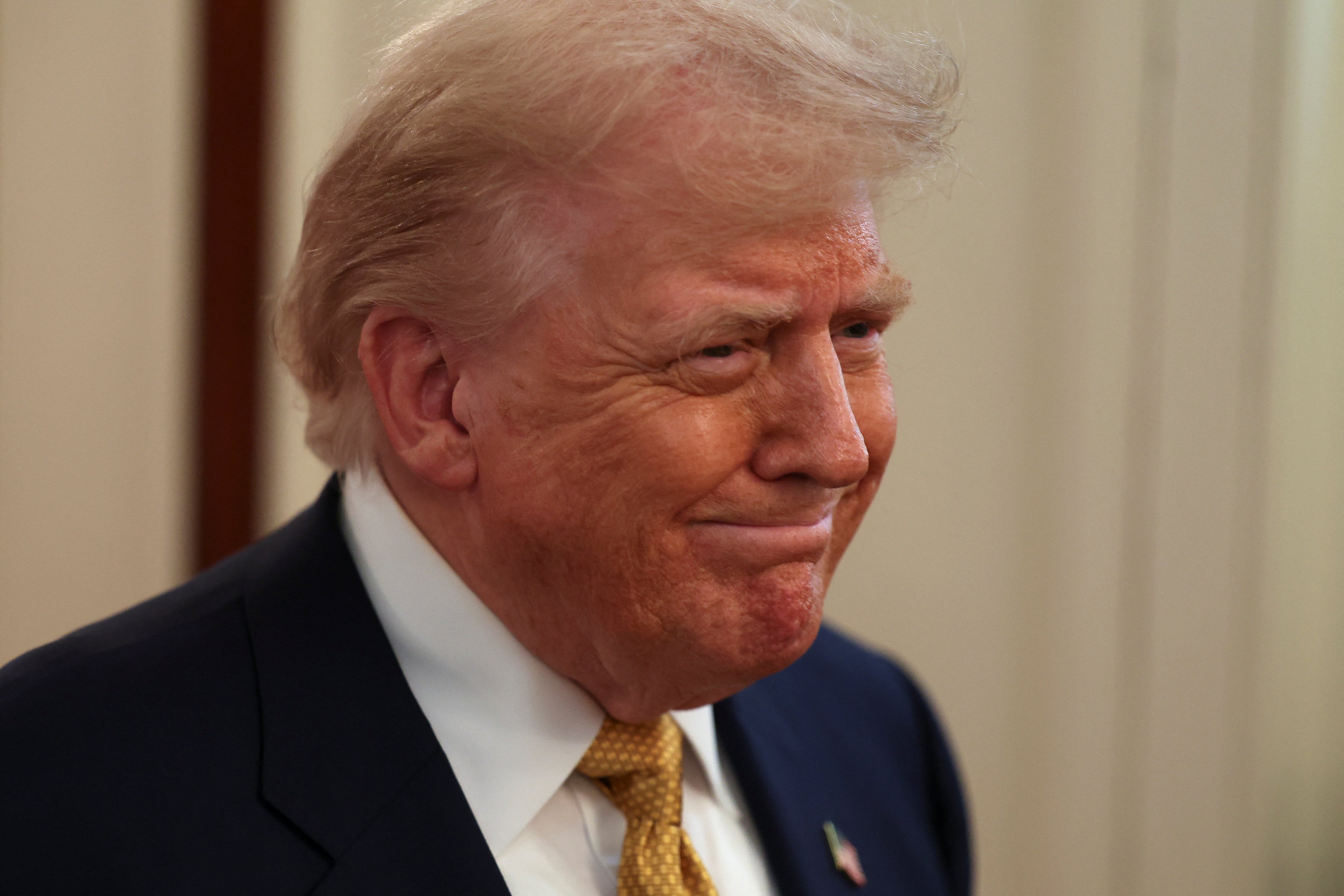 Démission surprise à la Fed : un cadeau en or qui fait les affaires de Trump