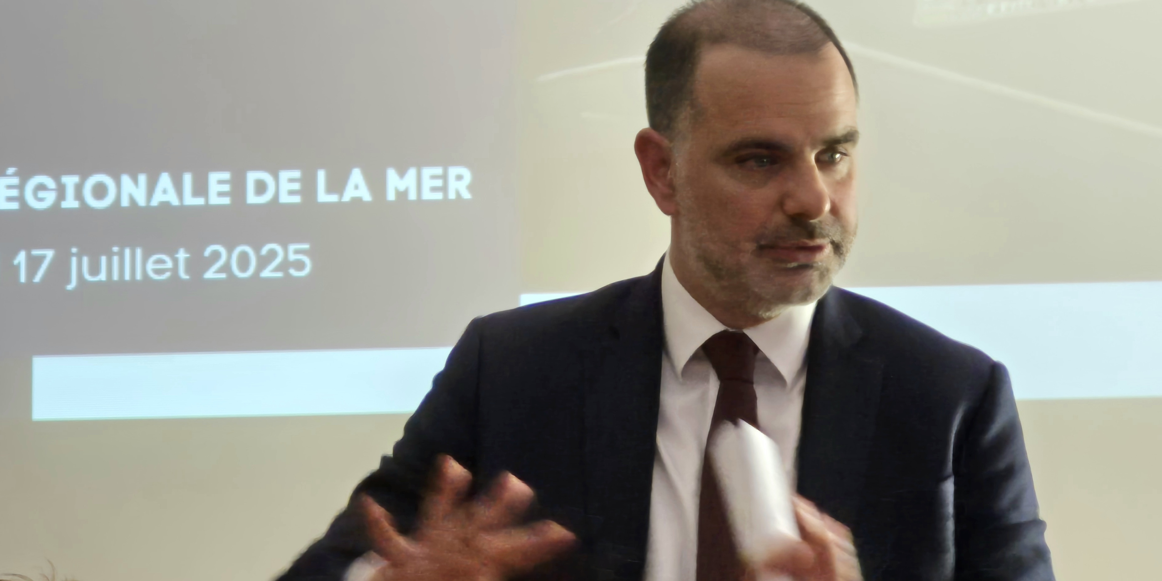 Face à Trump, « l'Europe doit savoir se défendre dans cette bataille du commerce », estime Laurent Saint-Martin