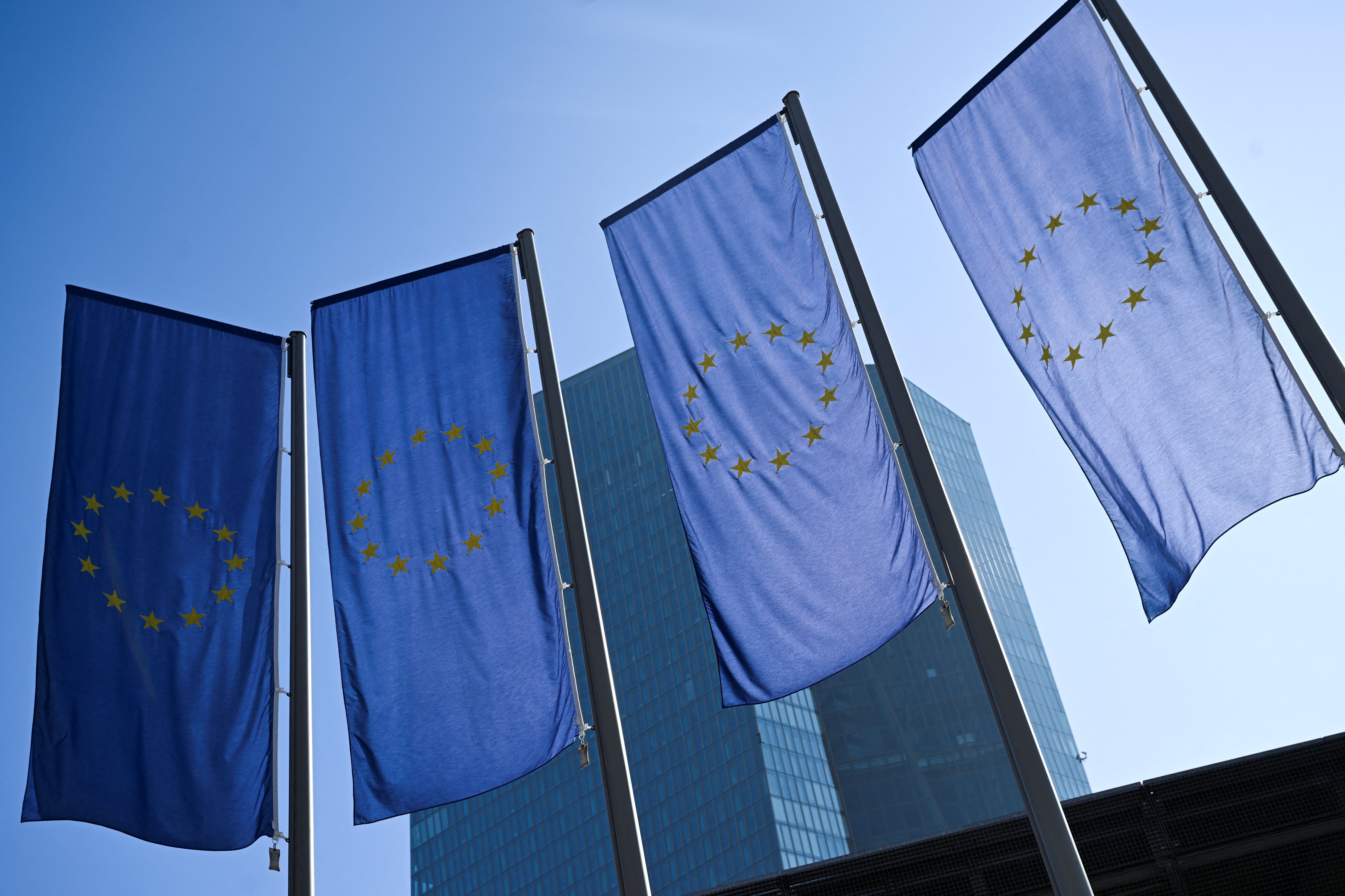 BCE : la croissance revue à la hausse, vigilance sur l'inflation