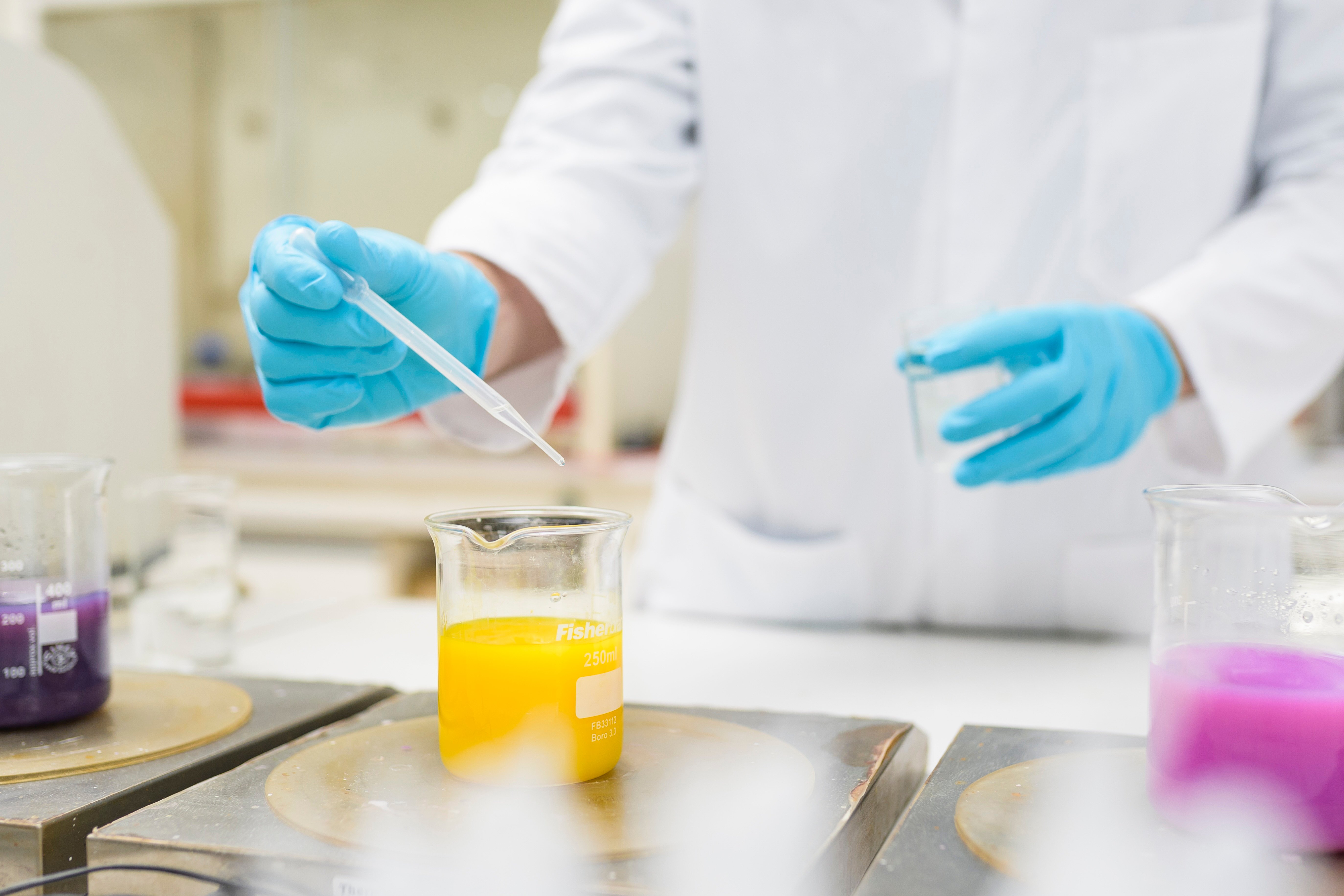 Olikrom propulse ses pigments intelligents dans l'aéronautique et la défense