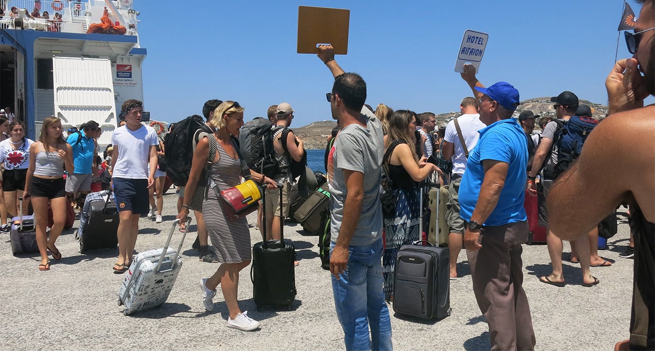 En Grèce, l'île de Paros « détruite à petit feu » par le surtourisme