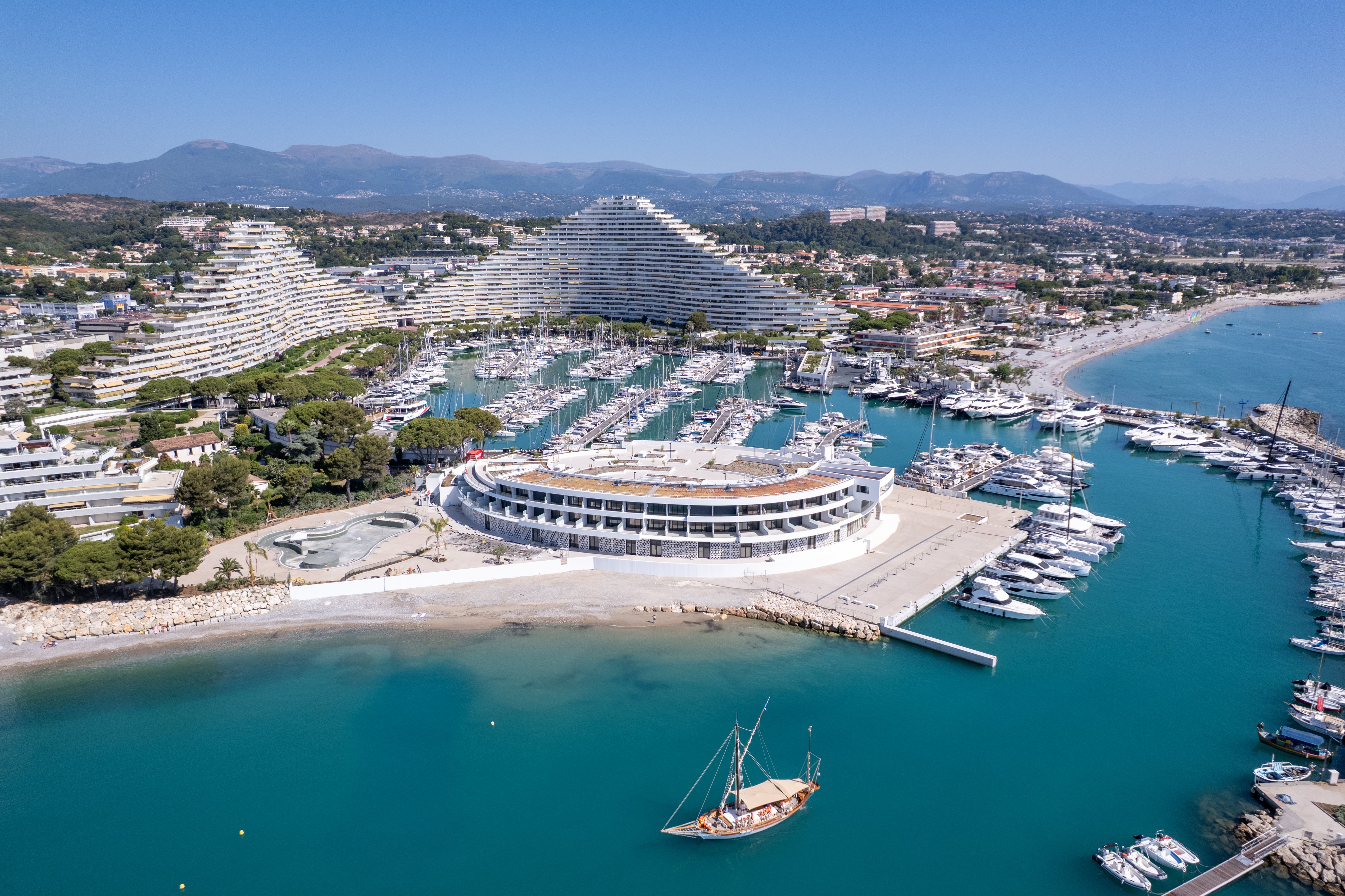 Sur la Côte d'Azur, les marinas entrent dans le XXIe siècle à coup de millions d'euros