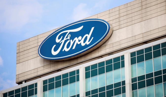 Ford arrête la production de l'une de ses usines en Allemagne et supprime 9 000 emplois