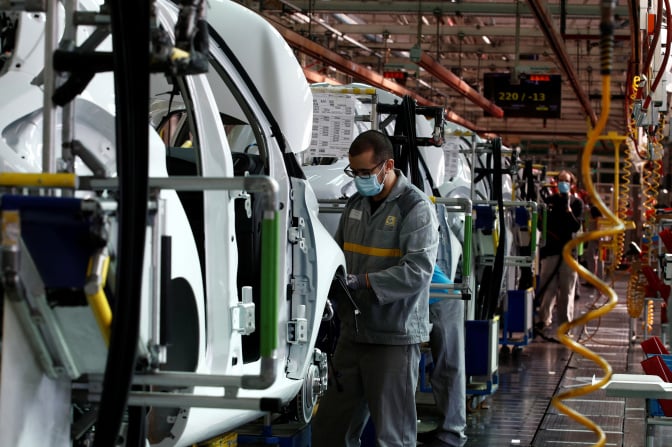Impôts de production : les macronistes veulent supprimer la C3S dans le budget