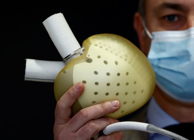 « Ils ont voulu créer la meilleure prothèse du monde » : splendeur et misère de la biotech Carmat, placée en redressement judiciaire