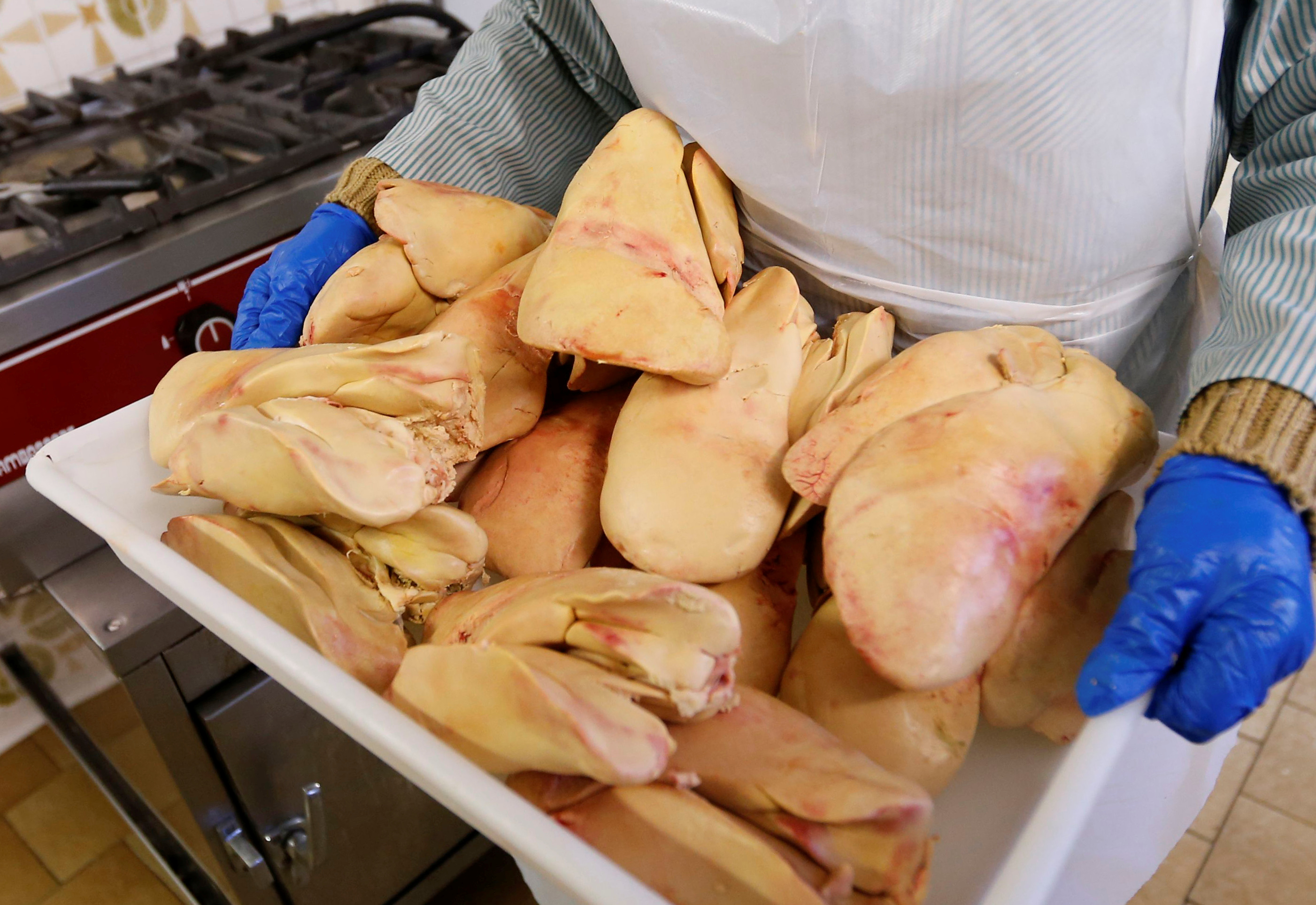 Foie gras : 6 Français sur 10 favorables à l'interdiction du gavage