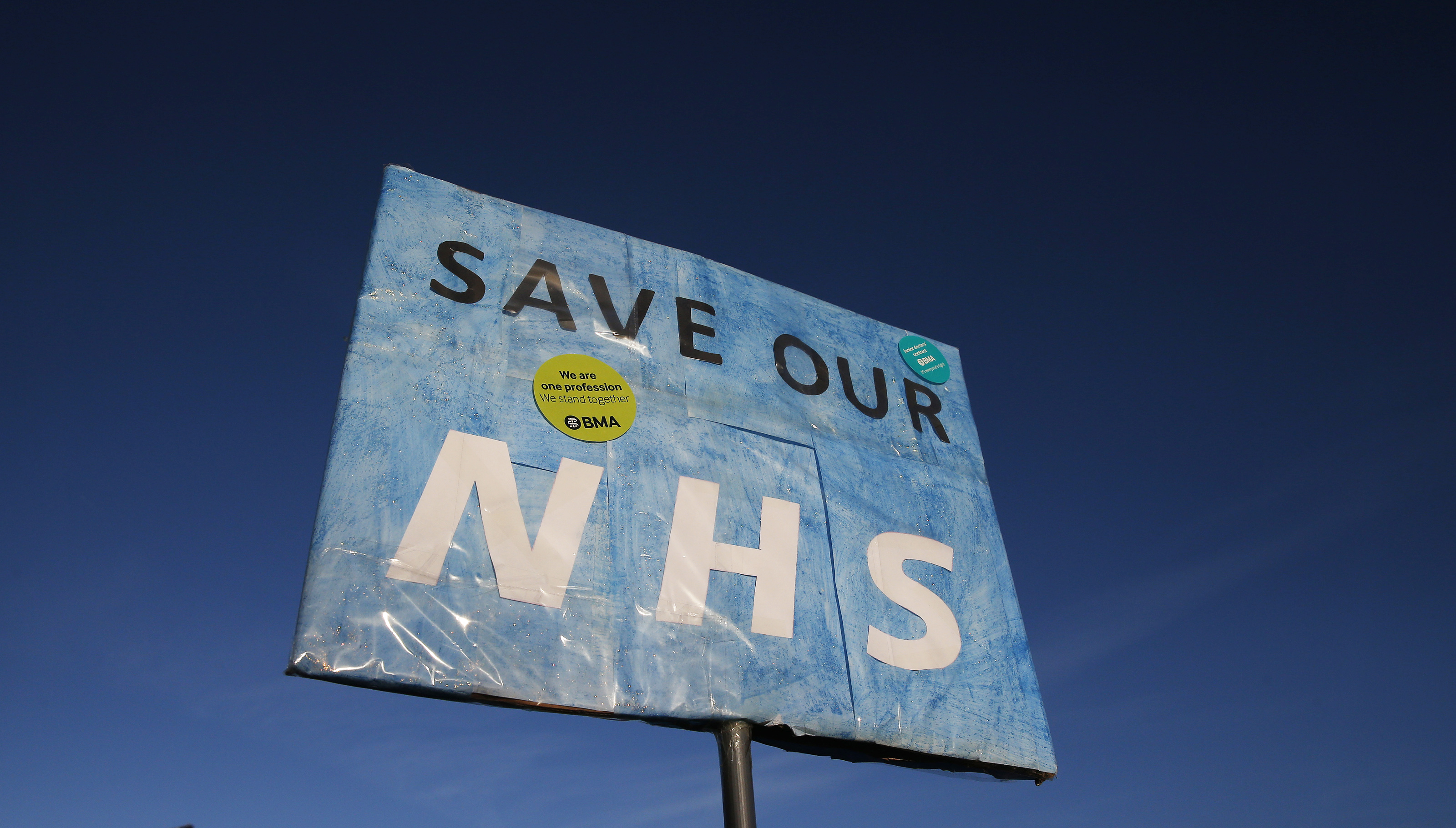Royaume-Uni : un rapport alerte sur l'état « sérieusement inquiétant » du système de santé