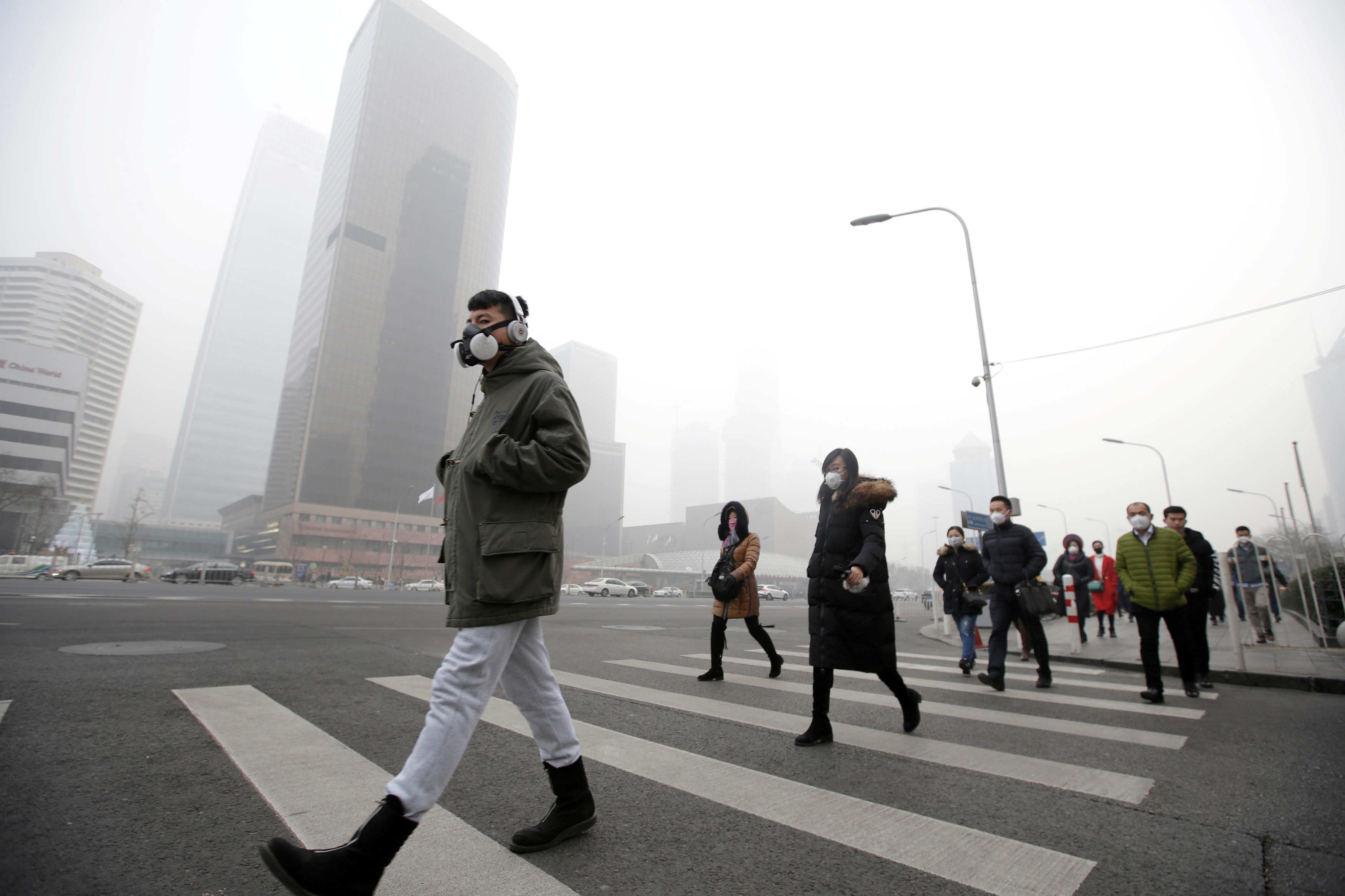 Avec le Coronavirus, l'activité manufacturière s'effondre en Chine, le niveau de pollution aussi