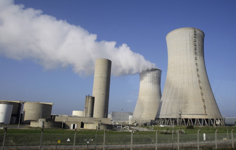 Durée de vie des réacteurs : le gendarme du nucléaire sonne l'alarme sur l'après 2040