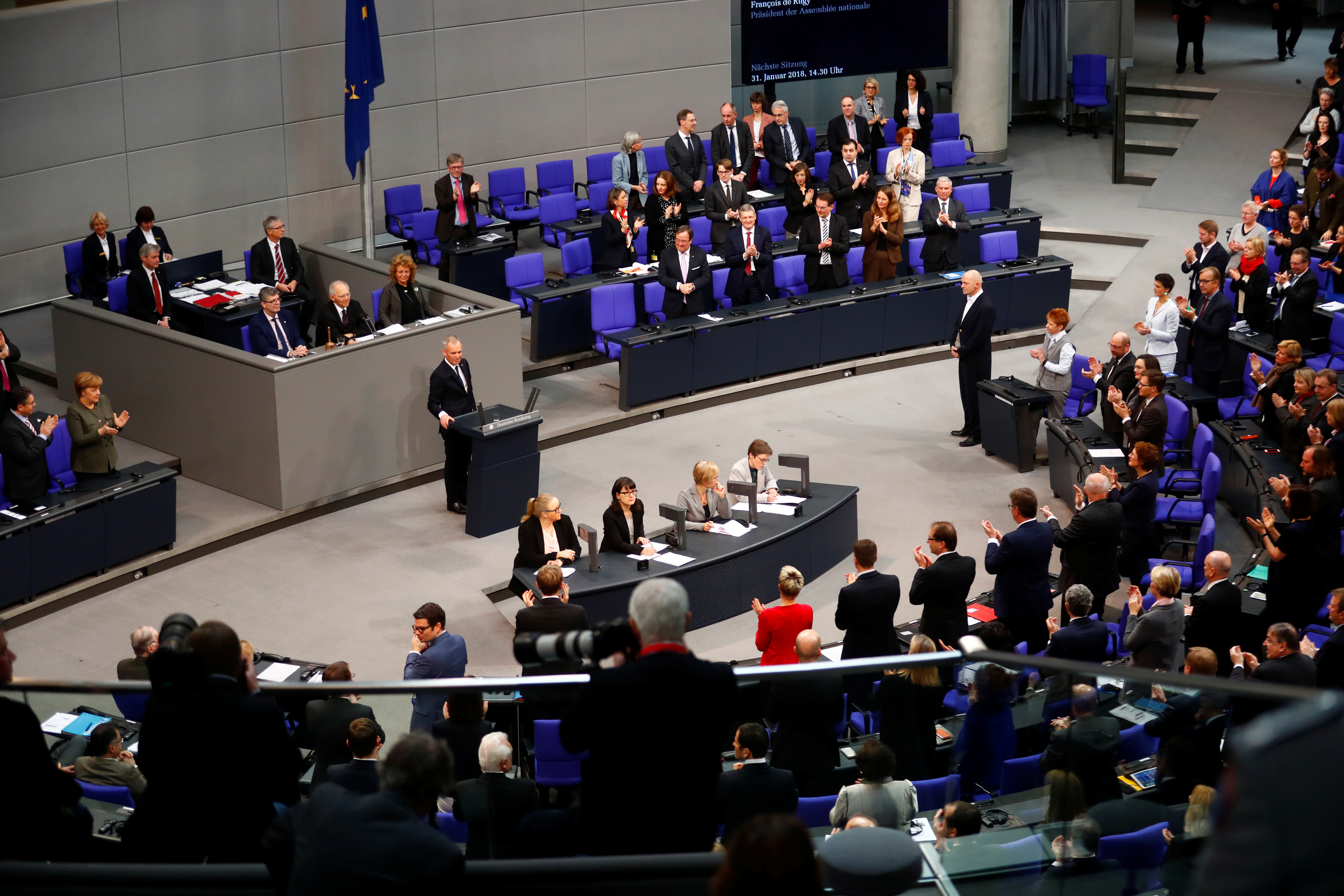 Face au soupçon de corruption, les députés allemands soumis à de nouvelles règles
