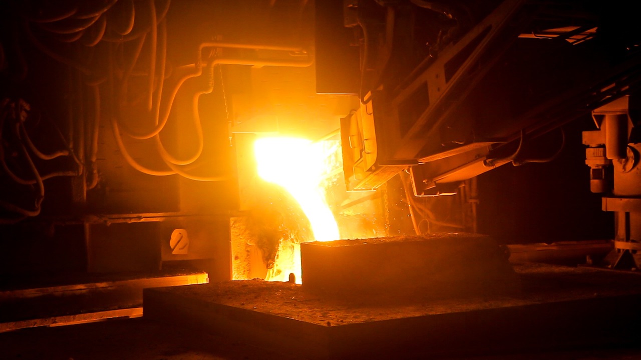 Royaume-Uni : British Steel veut électrifier ses hauts fourneaux, peur sur l'emploi