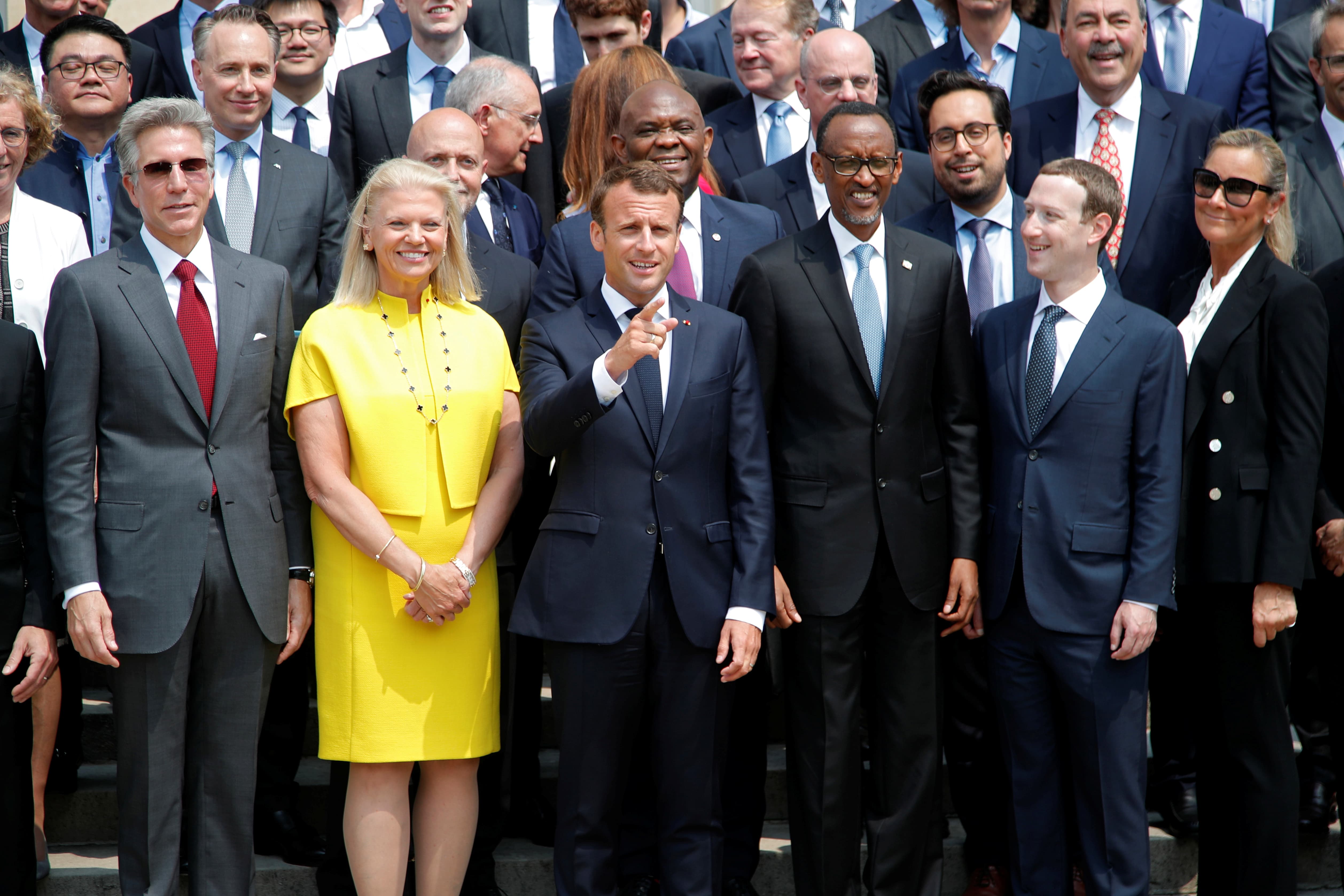 Macron et les Gafam : enquête sur une relation ambiguë