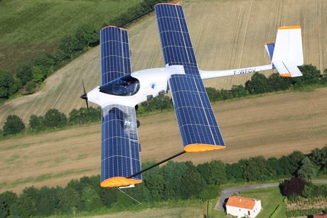 Eraole, avion 100% électrique, biocarburant, énergie solaire, hydrogène, écologique, Raphaël Dinelli, Fondation Océan Vital, multi-hybride,