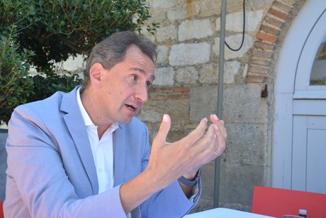 Vincent Feltesse s'inscrit dans une double candidature en 2020 : à la mairie de Bordeaux et à la Métropole