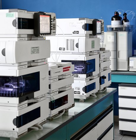 Equipement de chromatographie au laboratoire Contrôle Qualité (Corden Pharma)