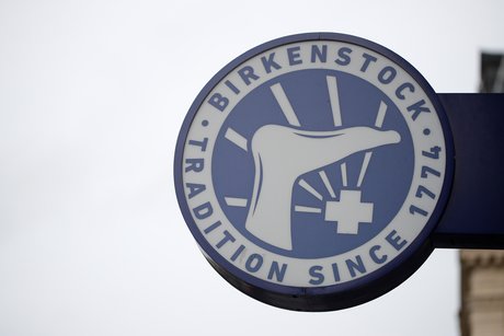 Birkenstock cede la majorite de son capital au fonds l catterton