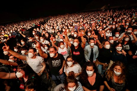 Coronavirus: un concert de 5.000 personnes organise a barcelone