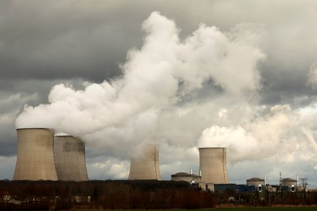 Les reacteurs de la centrale nucleaire d'electricite de france (edf) a cattenom, france