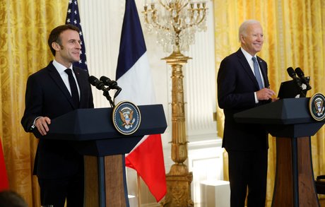 Le president francais emmanuel macron et le president americain joe biden tiennent une conference de presse conjointe a la maison blanche