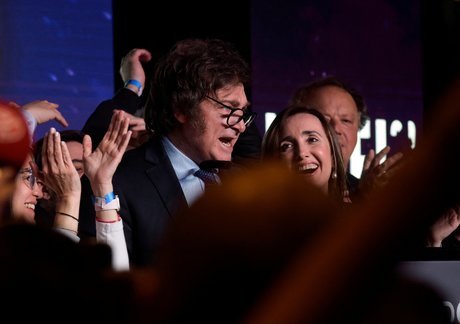 Le candidat presidentiel javier milei, a buenos aires, en argentine