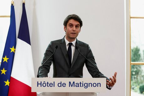 Le premier ministre francais, m. attal, devoile de nouvelles mesures pour repondre aux doleances des agriculteurs, a paris
