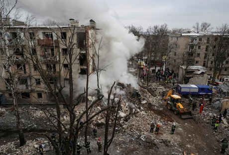 Consequences d'une attaque de missiles russes a kharkiv, en ukraine