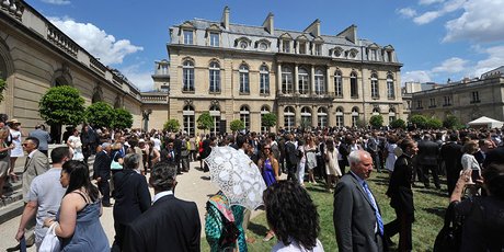 La traditionnelle garden-party du 14-Juillet  à l’Élysée, ici en 2009.