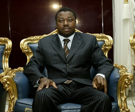Faure Gnassingbé Togo Président trône
