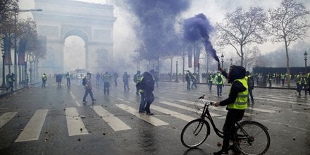 Gilets jaunes: comparutions a la chaine au tribunal de paris