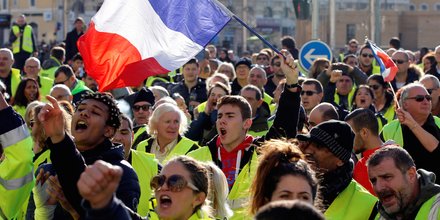 jaunes
