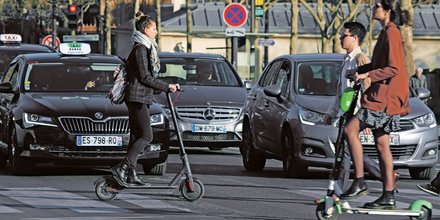 Trottinettes, Paris, transport, mobilités,