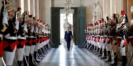 macron versailles