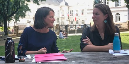 Johanna Rolland (PS) et Julie Laernoes (EELV)