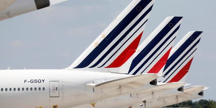 Le maire souhaite moins de 8.000 suppressions d'emplois et pas de depart force chez air france