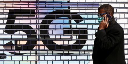 5g: les prix en hausse de 220 millions d'euros au premier jour des encheres, selon l'arcep