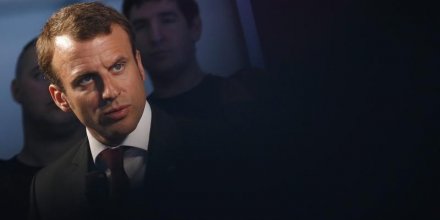 L'iconoclaste macron froidement accueilli par les deputes ps