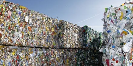 Déchets en papier, recyclage, déchetterie,