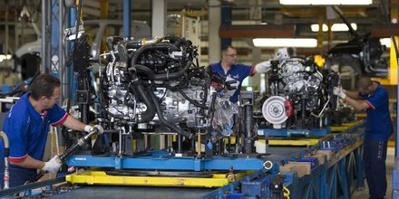 Renault et psa engagent de nouvelles commandes pour gm&s