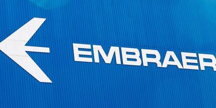 Embraer accepte l'offre de boeing de jv pour les avions de ligne