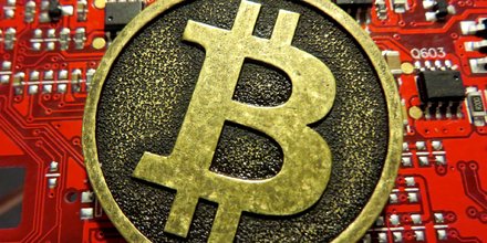 Bitcoin, cryptomonnaie / monnaie virtuelle, par btckeychain. Via Flickr CC License by.