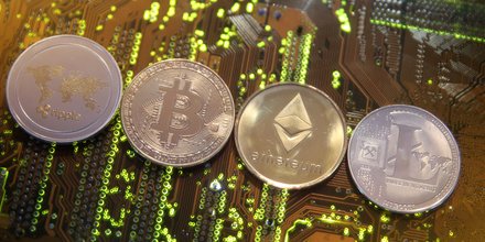 Lagarde appelle a la cooperation sur les cryptomonnaies