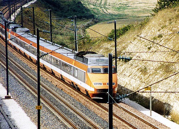 1981: le TGV bat le record du monde de vitesse à 380 Km/h