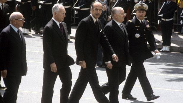 Remontée des Champs Elysées à pied, 27 mai 1974